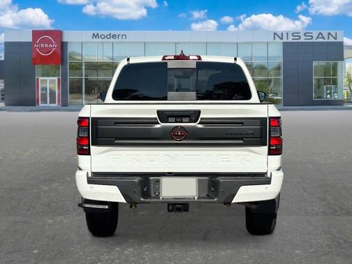 Glacier White 2026 Nissan Frontier PRO-4X