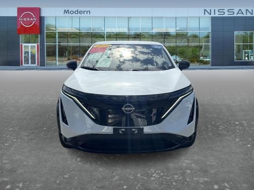 Everest White P 2024 Nissan ARIYA ENGAGE+