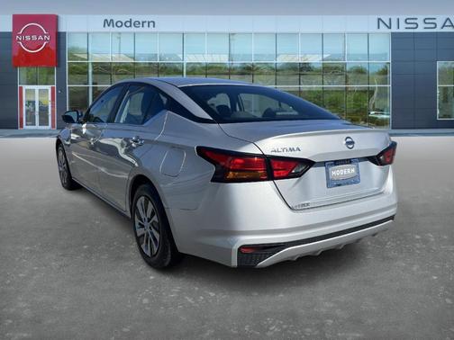 2022 Nissan Altima 2.5 S