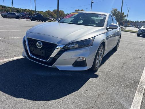 2022 Nissan Altima 2.5 S