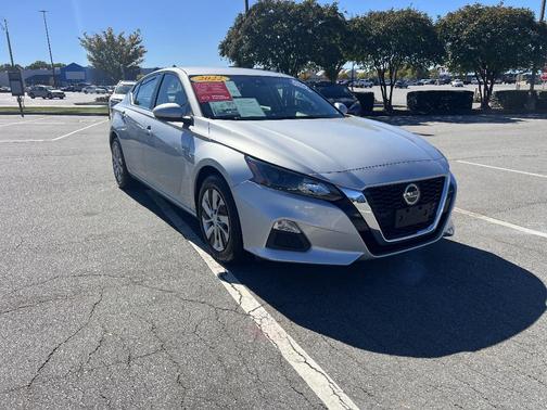2022 Nissan Altima 2.5 S