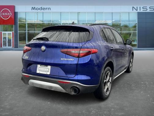 2022 Alfa Romeo Stelvio Ti