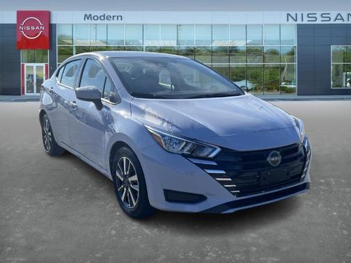 2023 Nissan Versa 1.6 SV