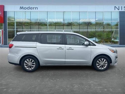 2020 Kia Sedona LX