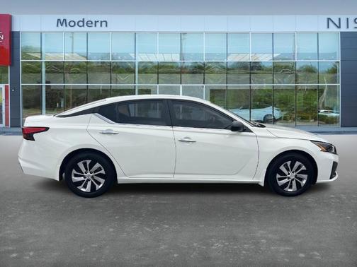 2025 Nissan Altima S