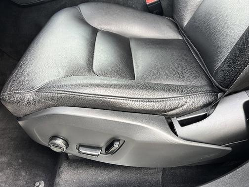 2020 Volvo XC90 T6 Momentum 7 Passenger