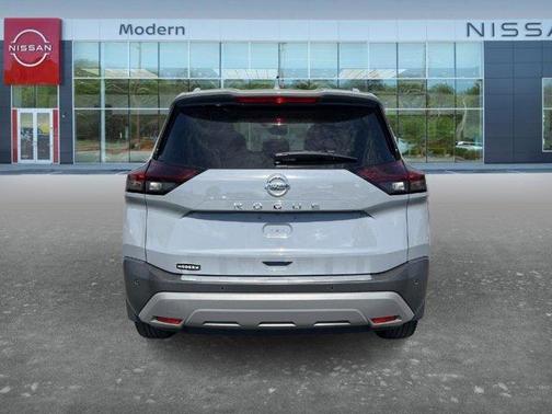 Boulder Gray 2021 Nissan Rogue SL