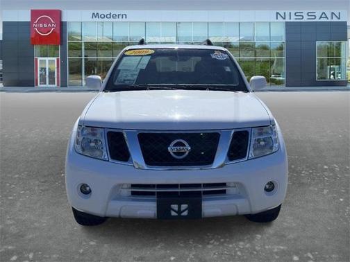 2009 Nissan Pathfinder SE