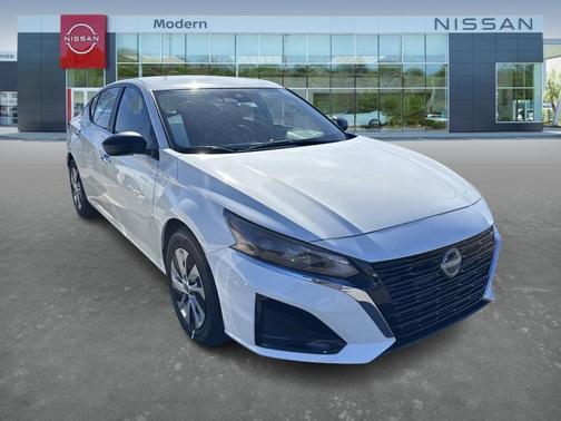2025 Nissan Altima S