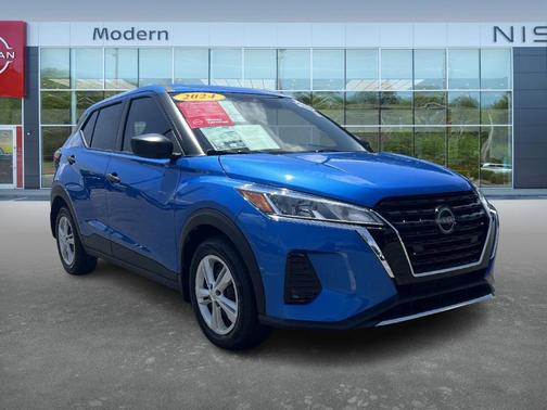 2024 Nissan Kicks S