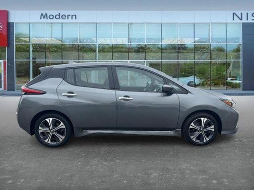 2020 Nissan Leaf SL PLUS