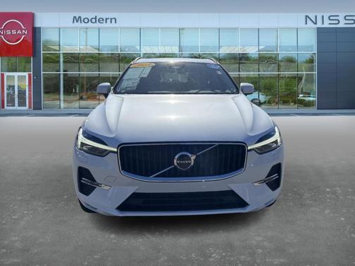 2023 Volvo XC60 B5 Core