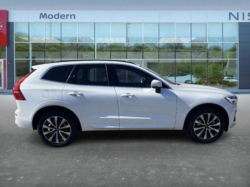 2023 Volvo XC60 B5 Core