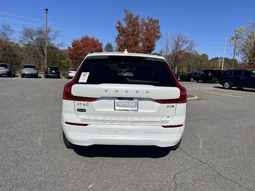 2023 Volvo XC60 B5 Core