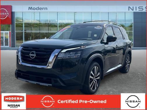 2024 Nissan Pathfinder Platinum