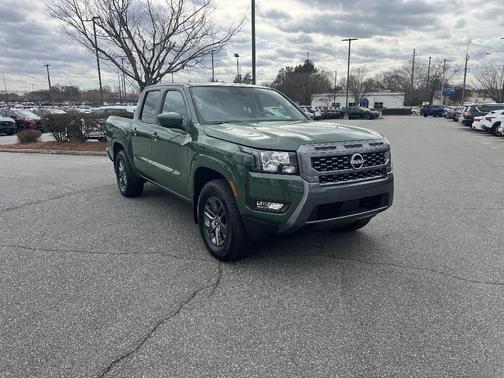 2025 Nissan Frontier SV