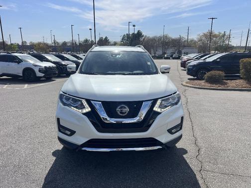 2020 Nissan Rogue SL