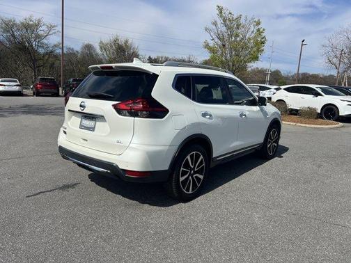2020 Nissan Rogue SL