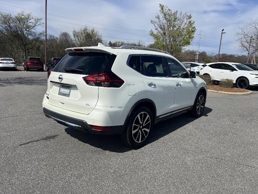 2020 Nissan Rogue SL