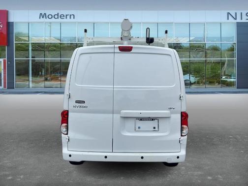 2021 Nissan NV200 SV