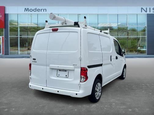 2021 Nissan NV200 SV