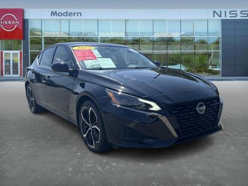2024 Nissan Altima 2.5 SR