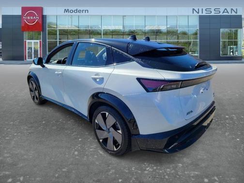 2t Wht Blk Roof 2024 Nissan ARIYA PLATINUM+