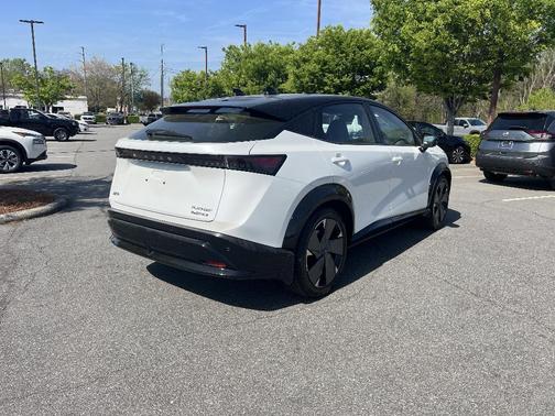 2024 Nissan ARIYA PLATINUM+