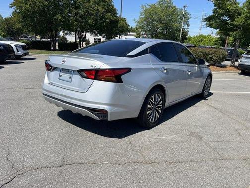 Silver 2023 Nissan Altima 2.5 SV