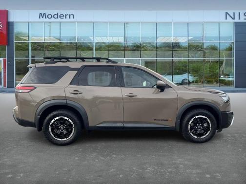 2023 Nissan Pathfinder Rock Creek