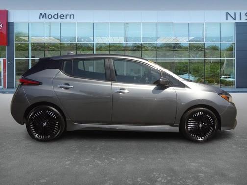 2024 Nissan Leaf SV PLUS