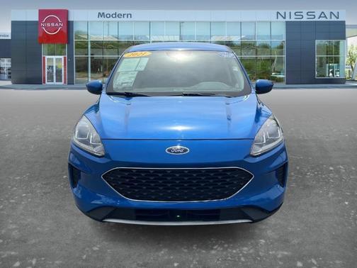 Blue 2021 Ford Escape SE