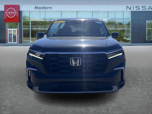 2023 Honda Pilot EX-L 8-Passenger