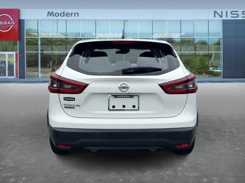 2022 Nissan Rogue Sport S