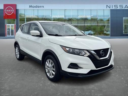 2022 Nissan Rogue Sport S
