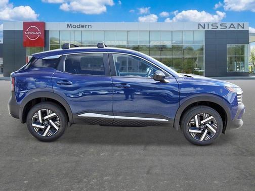 Deep Blue Pearl 2026 Nissan Kicks SV