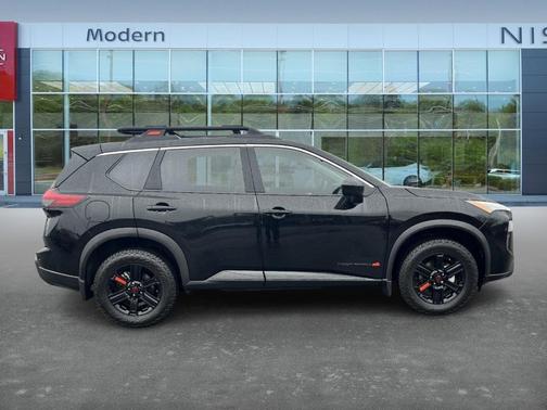 2025 Nissan Rogue Rock Creek