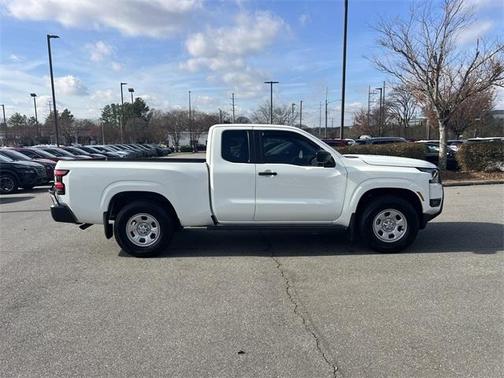 2025 Nissan Frontier S