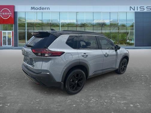 2 Tone Gray / Black Roof 2023 Nissan Rogue SV