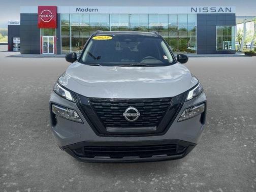 2 Tone Gray / Black Roof 2023 Nissan Rogue SV