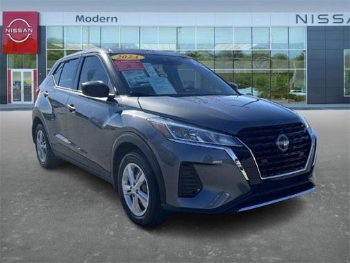 2024 Nissan Kicks S