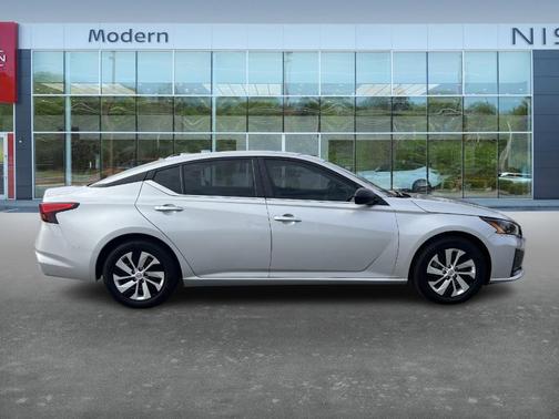 2025 Nissan Altima S