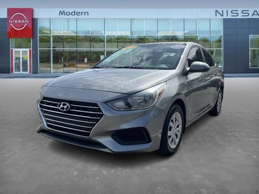 2022 Hyundai Accent SE