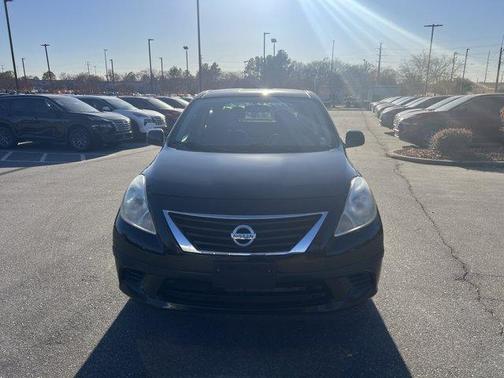 2014 Nissan Versa 1.6 SV