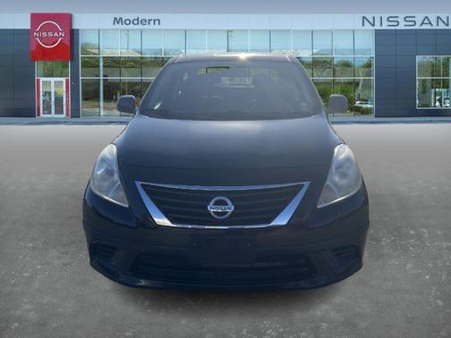 2014 Nissan Versa 1.6 SV