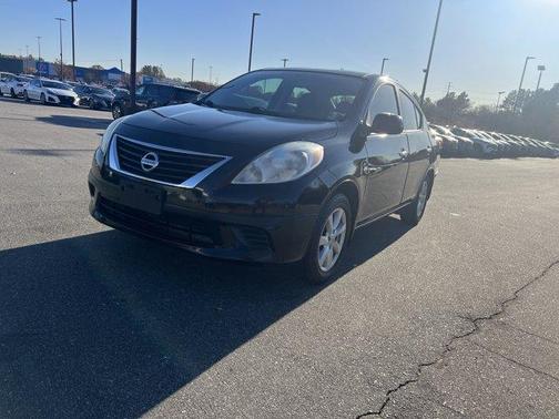 2014 Nissan Versa 1.6 SV