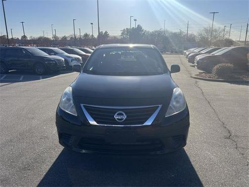 2014 Nissan Versa 1.6 SV