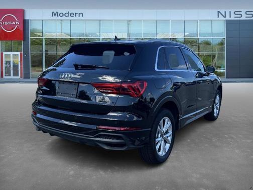2024 Audi Q3 45 S line Premium