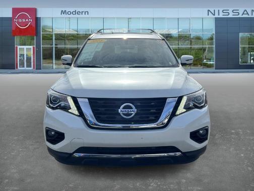 2018 Nissan Pathfinder Platinum