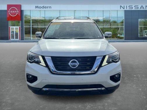 2018 Nissan Pathfinder Platinum